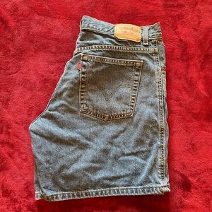 Vintage Levi’s 550 Shorts